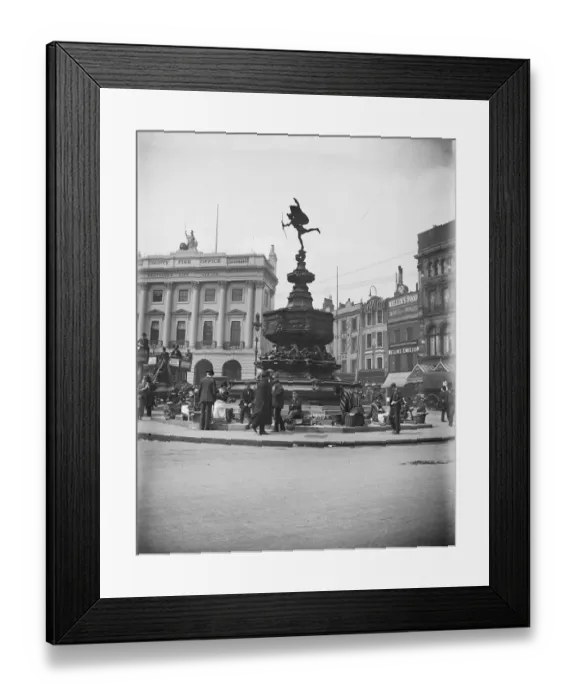 Framed Print : Piccadilly Circus CXP01_01_137 Framed Print : Piccadilly Circus CXP01_01_137