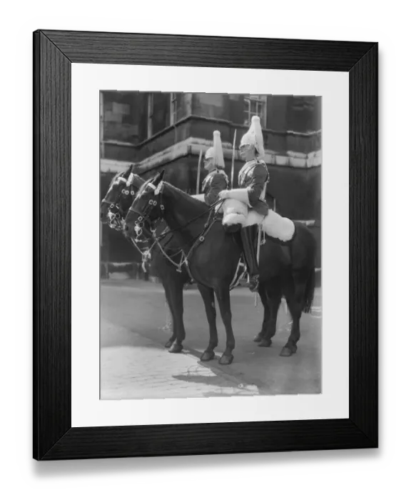 Framed Print : Horse Guards CXP01_01_145 Framed Print : Horse Guards CXP01_01_145