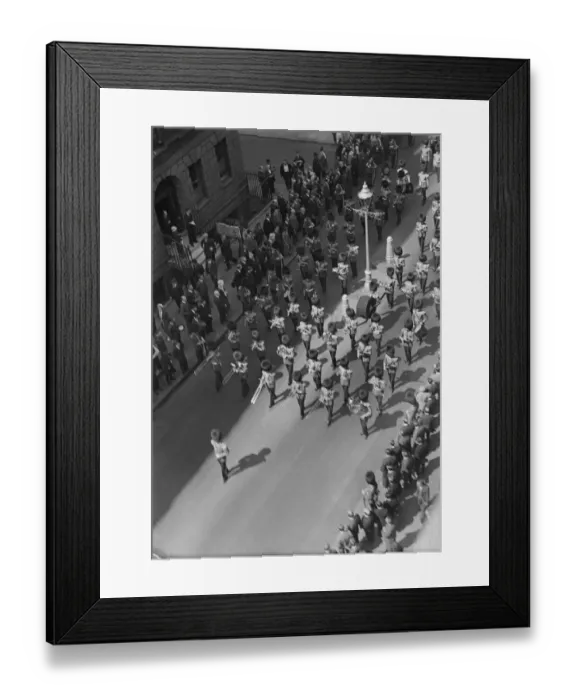 Framed Print : Death of a Hero CXP01_01_123