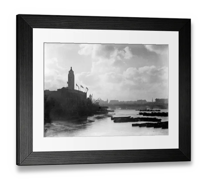 Framed Print : Oxo Tower Wharf CXP01_01_121