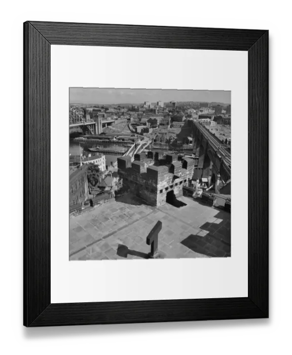 Framed Print : Newcastle Gateshead UXC01_01_02_057_01