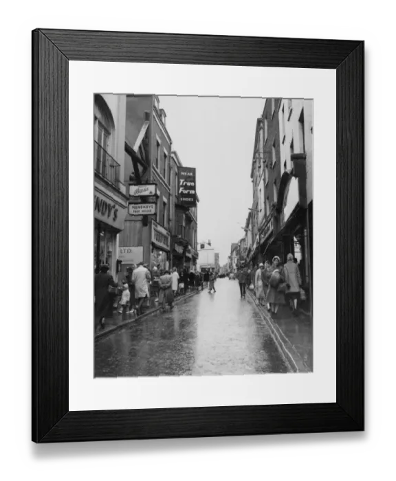 Framed Print : Ramsgate High Street PEN01_15_03_29431
