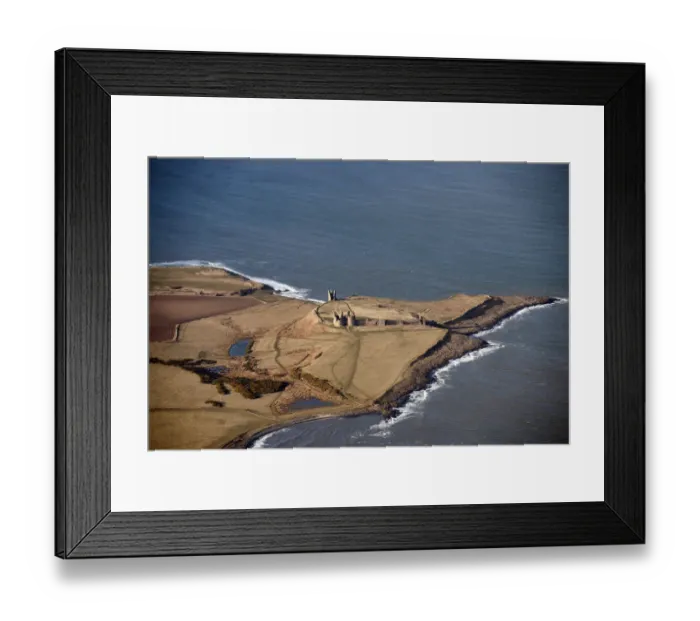 Framed Print : Dunstanburgh Castle 28687_012 Framed Print : Dunstanburgh Castle 28687_012