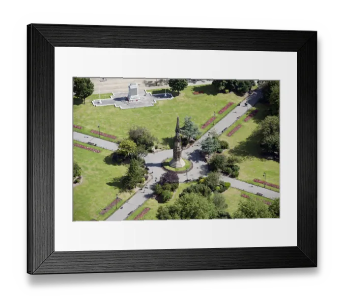 Framed Print : Hamilton Square Birkenhead 28764_016