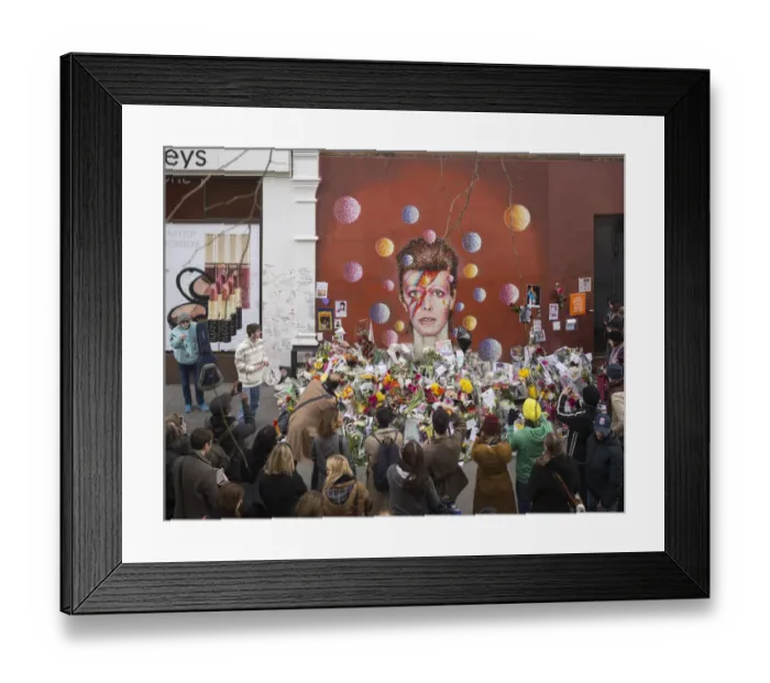 Framed Print : Last respects DP177773
