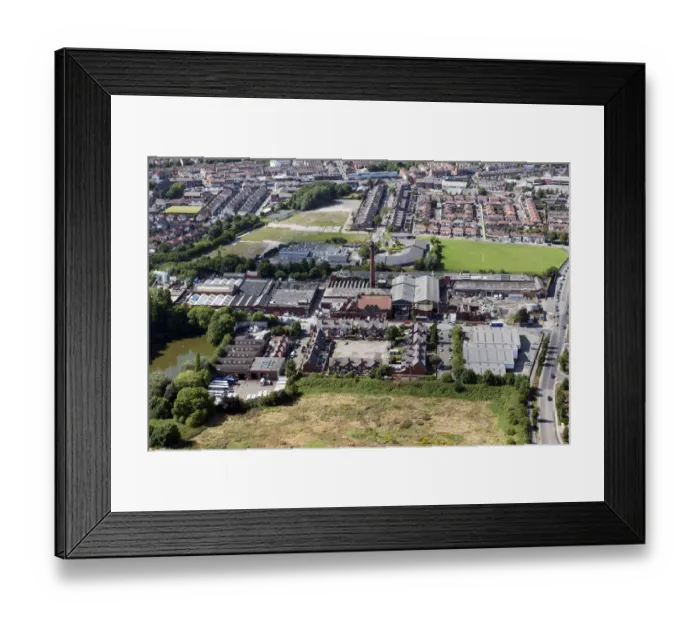Framed Print : Hartleys Village 28769_046 Framed Print : Hartleys Village 28769_046