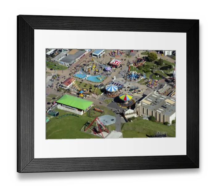 Framed Print : Pleasureland 28774_074