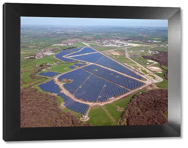 Solar farm at Lyneham 29617_001
