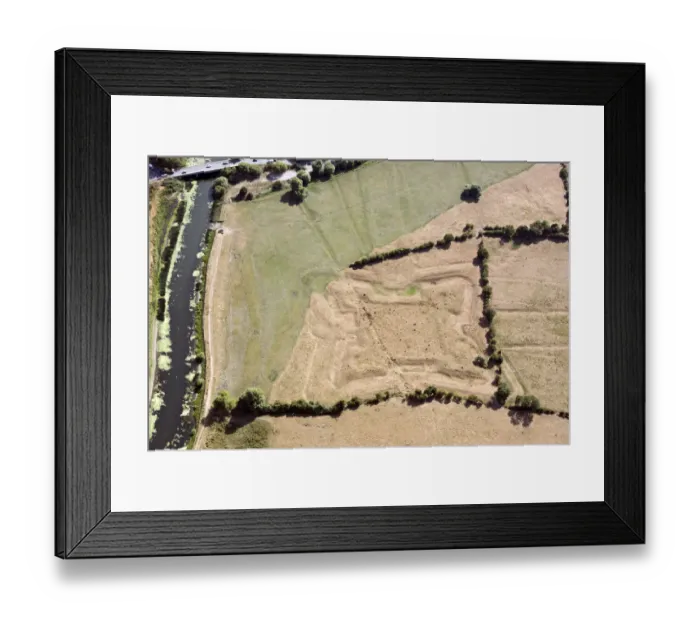 Framed Print : The Bulwark 33583_049 Framed Print : The Bulwark 33583_049
