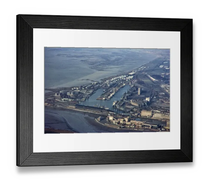 Framed Print : Avonmouth JEH_22055_081