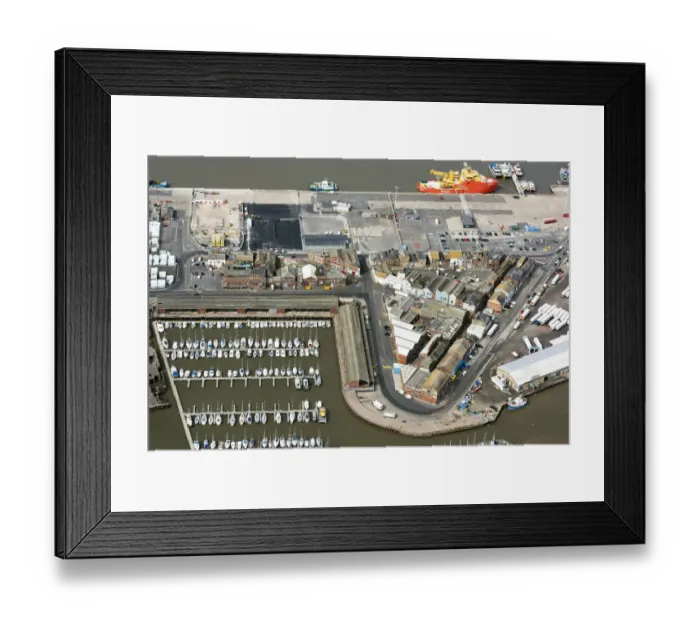 Framed Print : Grimsby 34115_023 Framed Print : Grimsby 34115_023