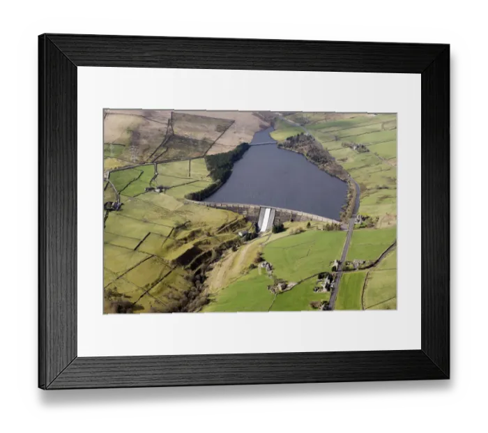 Framed Print : Baitings Reservoir 34102_027