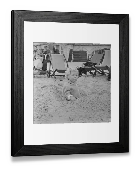 Framed Print : Bournemouth Beach JLP01_08_046387