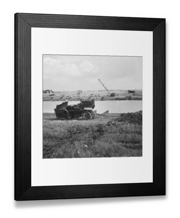 Framed Print : Fens gas pipeline JLP01_08_077175