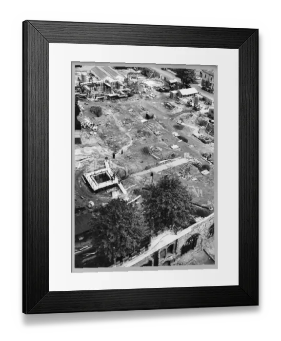 Framed Print : Cathedral construction site JLP01_01_025_57