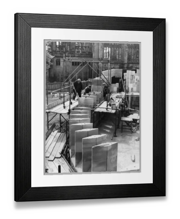 Framed Print : Stonemasonry JLP01_01_026_46