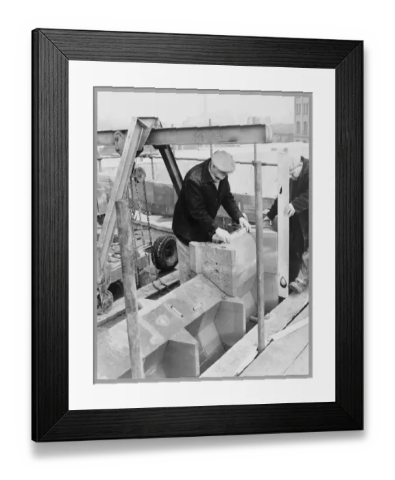 Framed Print : Stonemasonry JLP01_01_026_60 Framed Print : Stonemasonry JLP01_01_026_60
