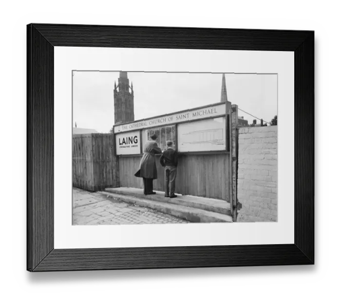Framed Print : Viewing window JLP01_08_044594