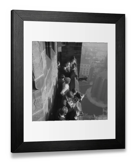 Framed Print : Press corps JLP01_08_062411g