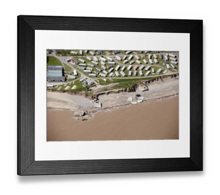 Framed Print : Coastal erosion at Kilnsea 28893_025