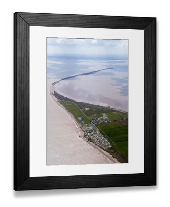 Framed Print : Spurn Head 28893_030 Framed Print : Spurn Head 28893_030