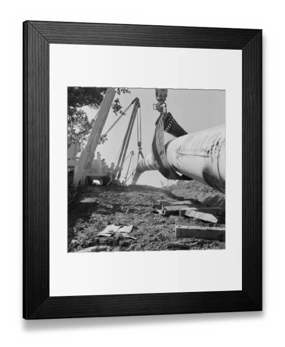 Framed Print : Pipeline JLP01_09_752704 Framed Print : Pipeline JLP01_09_752704