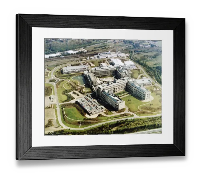 Framed Print : Medical Research Centre JLP01_11_60393_01