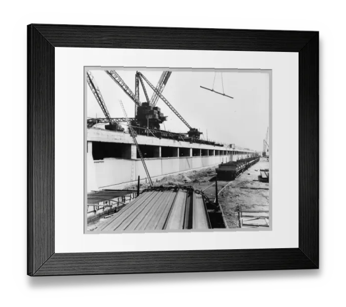Framed Print : Thames Foundry, Dagenham Works JLP01_01_048_23