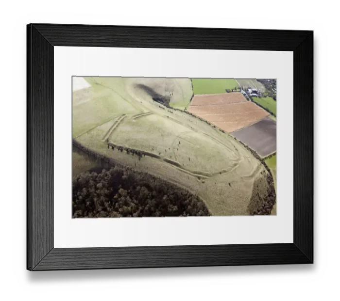 Framed Print : Winkelbury Hill 29833_002