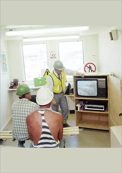Safety training video JLP01_11_53757_01
