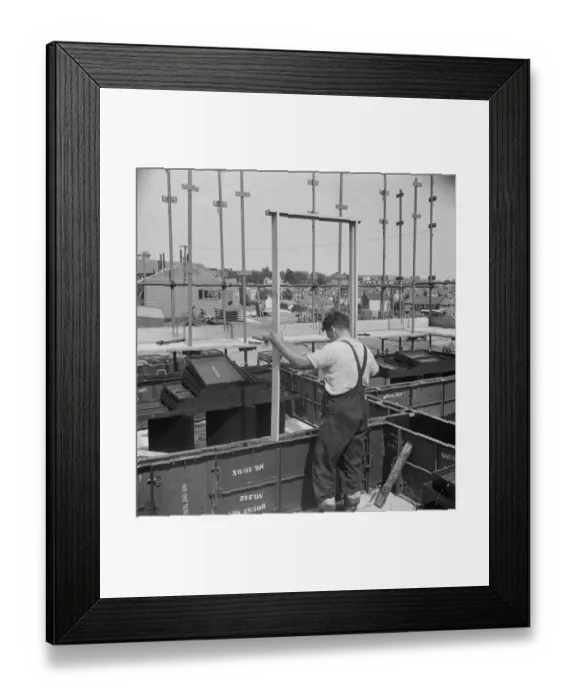 Framed Print : Assembling Easiform housing jlp01_08_001312