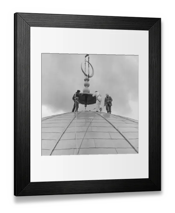 Framed Print : Installing the finial JLP01_09_770401 Framed Print : Installing the finial JLP01_09_770401