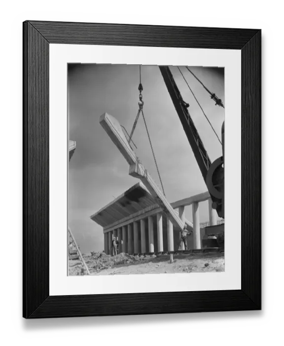 Framed Print : Underbridge construction JLP01_08_053203 Framed Print : Underbridge construction JLP01_08_053203