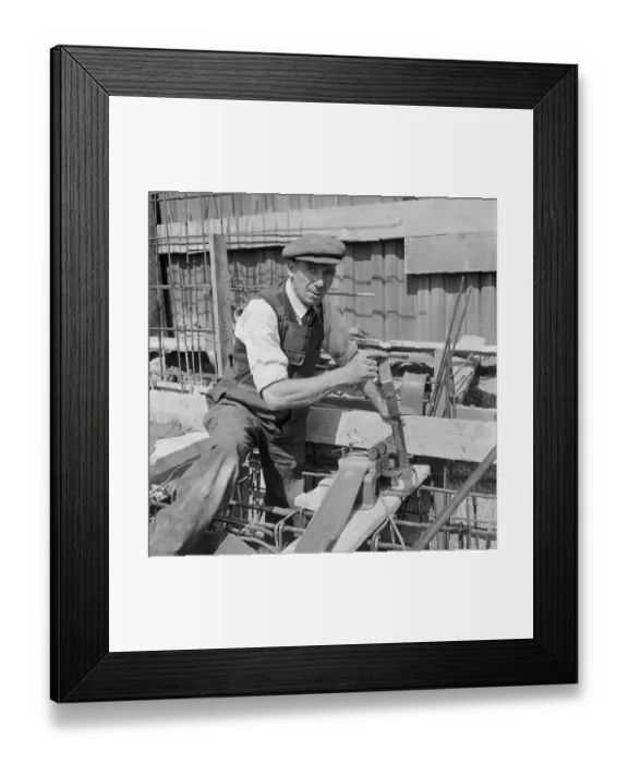 Framed Print : Construction work JLP01_08_044355