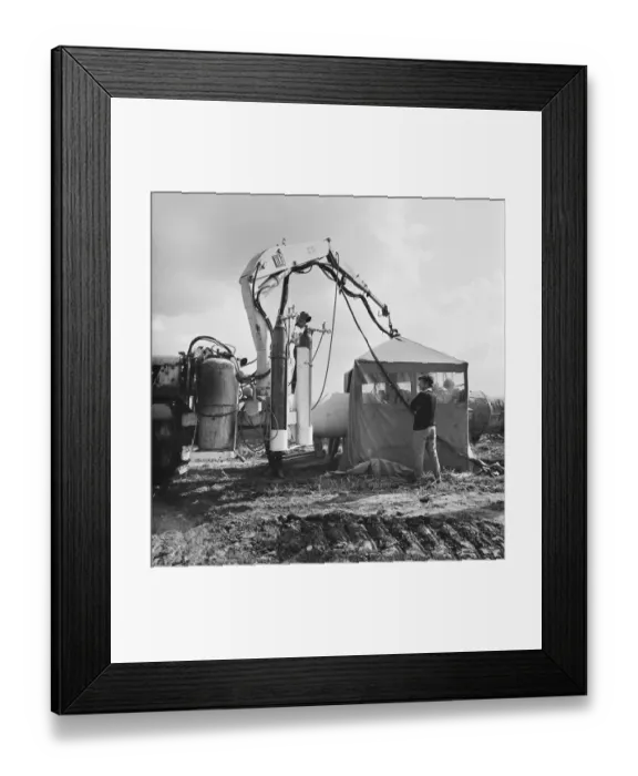 Framed Print : Welding JLP01_08_076889