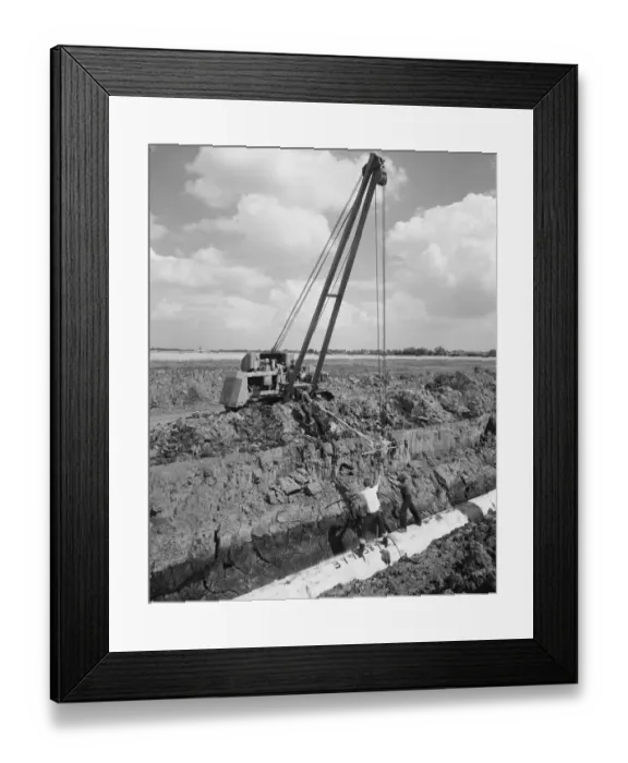 Framed Print : Pipelaying JLP01_08_076891