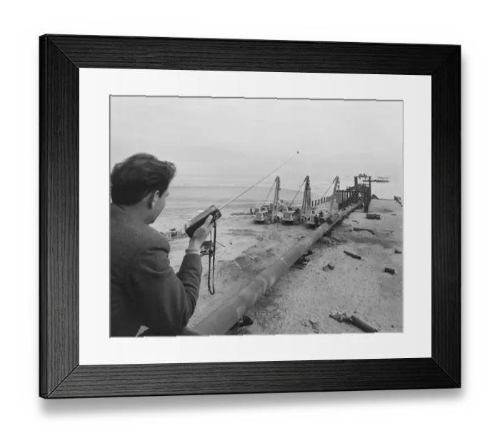 Framed Print : Launch site control JLP01_08_084525A