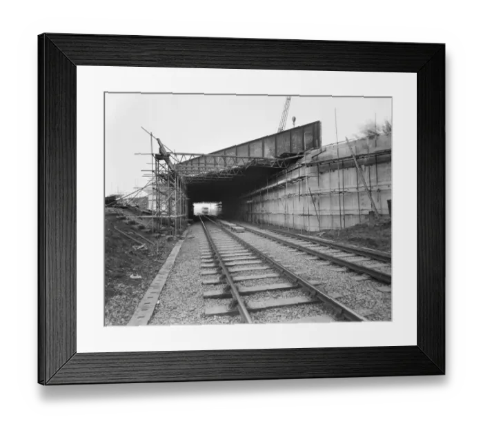 Framed Print : Road and rail JLP01_08_059517