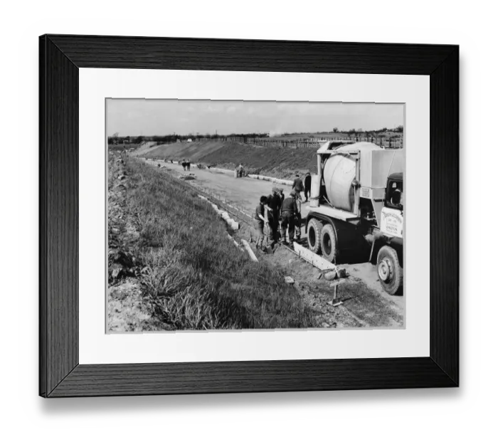 Framed Print : Mixer lorry JLP01_01_165_45