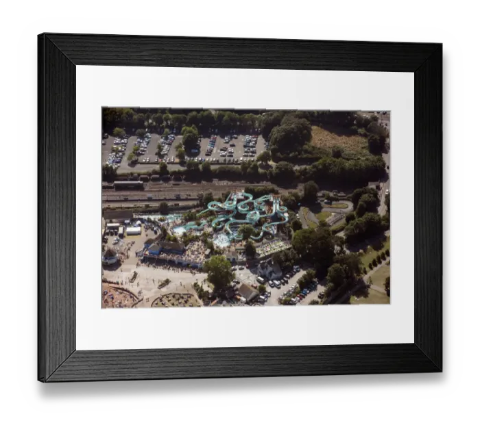 Framed Print : Splashdown Quaywest Paignton 33206_039