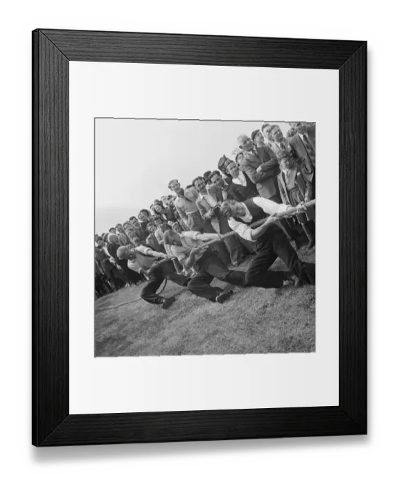 Framed Print : Tug-o-War JLP01_08_000930 Framed Print : Tug-o-War JLP01_08_000930