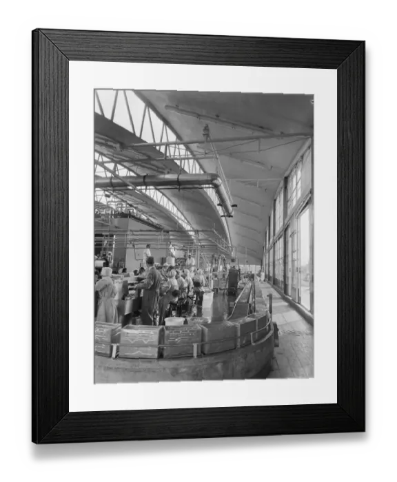 Framed Print : Ice cream factory JLP01_08_060122