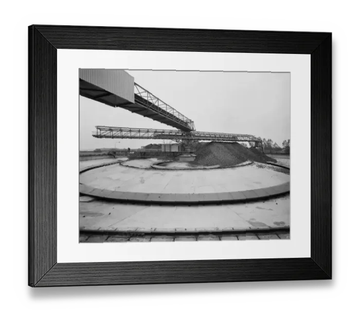 Framed Print : Sugar beet processing JLP01_08_082654