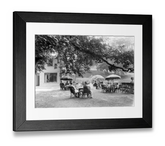 Framed Print : Dining al fresco WSA01_01_E0167