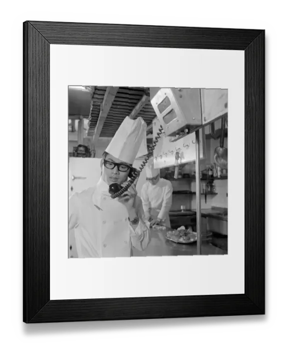 Framed Print : Calling the kitchen a087900 Framed Print : Calling the kitchen a087900