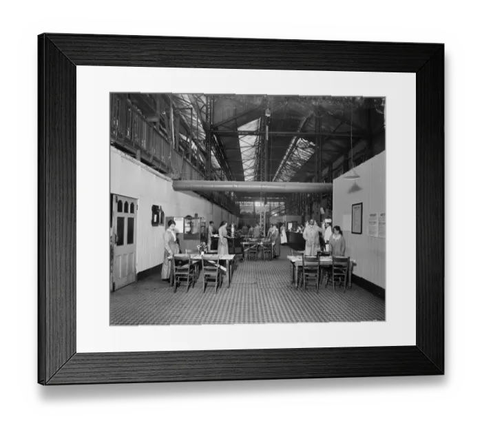 Framed Print : Cafeteria BL23600_012