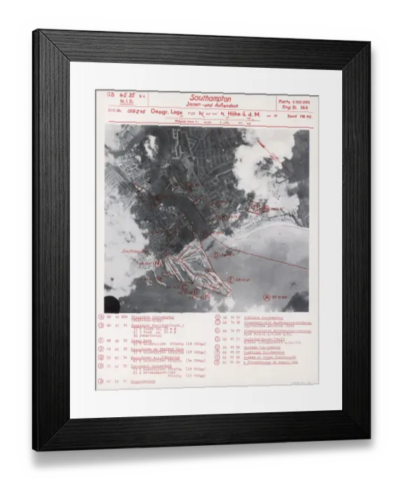 Framed Print : Luftwaffe targets in Southampton LFT01_01_01