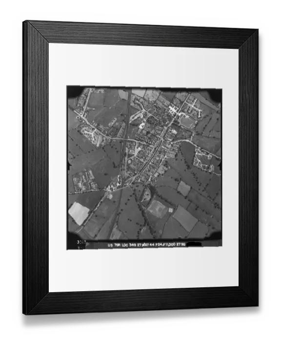 Framed Print : Moreton-in-Marsh US_7GR_LOC349_RP_3041