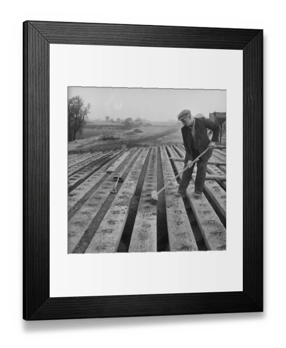 Framed Print : Lightweight bridge deck JLP01_08_060930
