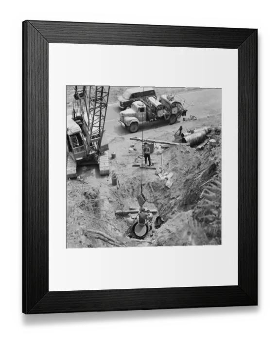 Framed Print : Steep climb JLP01_08_084445 Framed Print : Steep climb JLP01_08_084445